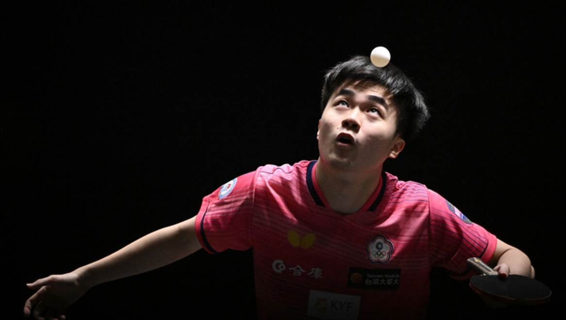 法兰克福击败强敌,夺得关键三分的简单介绍 法兰克福击败强敌,夺得关键三分的简单介绍