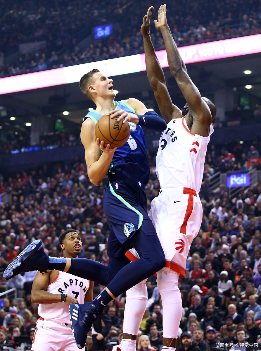 关于独行侠主场誓言全胜，卢卡斯全场得分王的信息